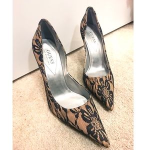 Guess lace pumps